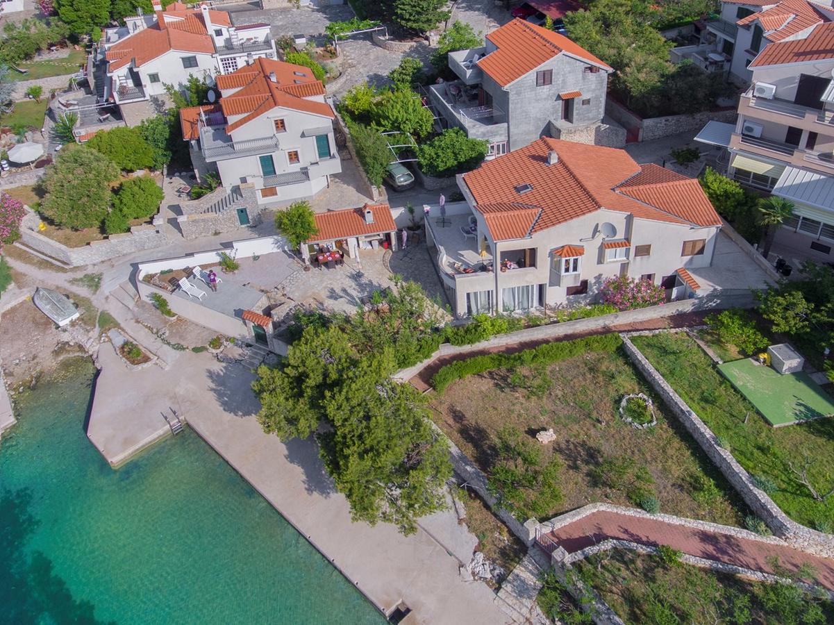 Sea Breeze - Front Sea Apartment Žaborić Exteriér fotografie